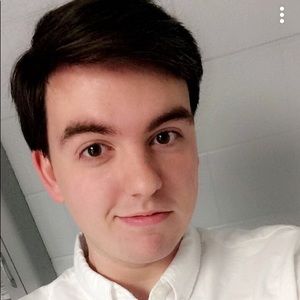 Meet your Posher, Nikolas